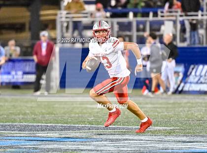 Thumbnail 2 in Lake Mary vs. Vero Beach (FHSAA 7A State Final) photogallery.