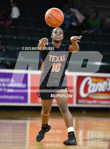 Thumbnail 2 in Texas @ Longview photogallery.