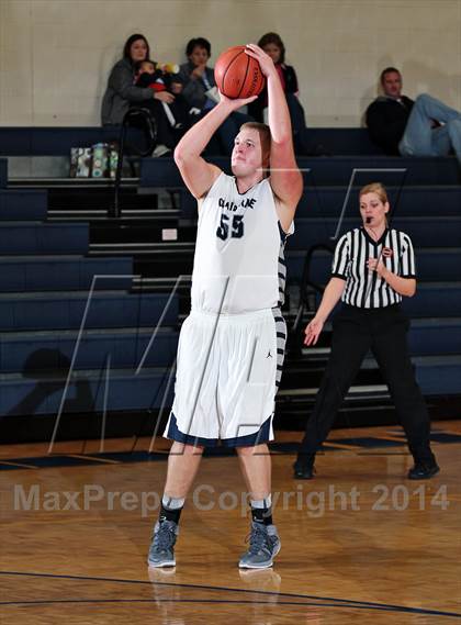 Thumbnail 3 in Claiborne vs Carver (Seymour Christmas Classic) photogallery.