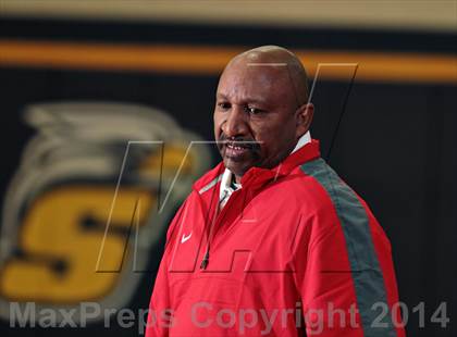 Thumbnail 3 in Claiborne vs Carver (Seymour Christmas Classic) photogallery.