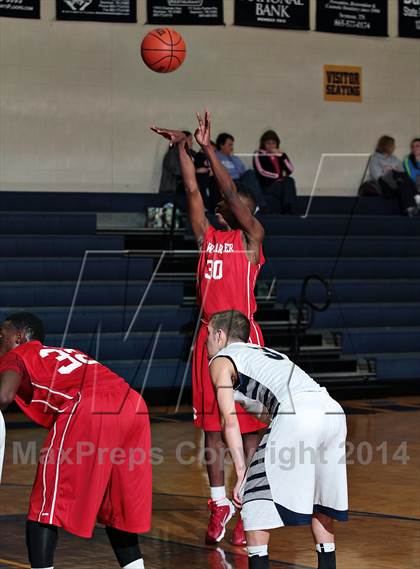 Thumbnail 1 in Claiborne vs Carver (Seymour Christmas Classic) photogallery.