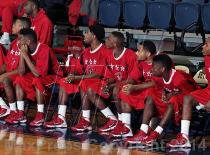 Thumbnail 3 in Claiborne vs Carver (Seymour Christmas Classic) photogallery.