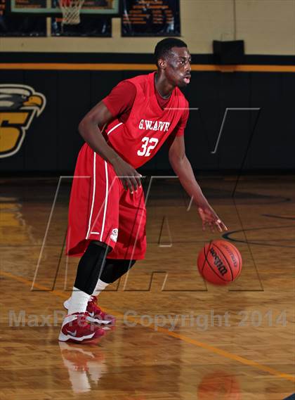 Thumbnail 3 in Claiborne vs Carver (Seymour Christmas Classic) photogallery.