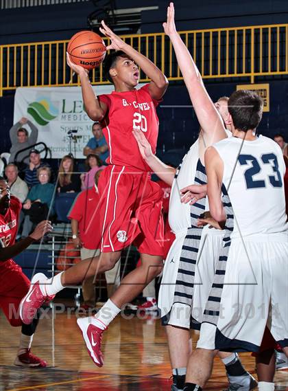 Thumbnail 1 in Claiborne vs Carver (Seymour Christmas Classic) photogallery.
