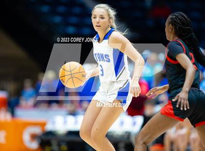 Thumbnail 3 in Clinch County vs Lake Oconee Academy (GHSA A Div State Championship) photogallery.
