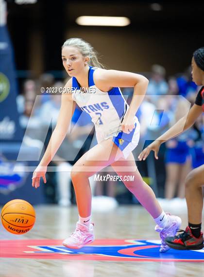 Thumbnail 3 in Clinch County vs Lake Oconee Academy (GHSA A Div State Championship) photogallery.