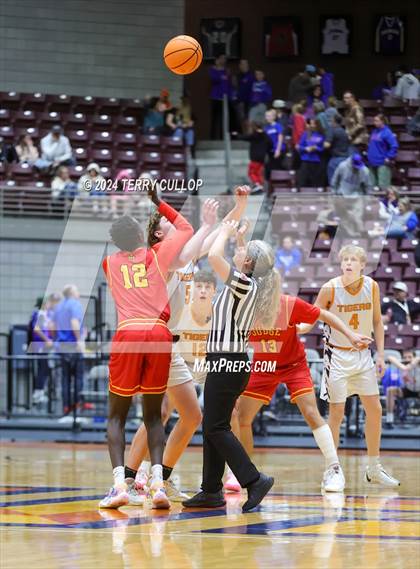Thumbnail 2 in Judge Memorial Catholic vs. Ogden (UHSAA 3A Semifinal) photogallery.