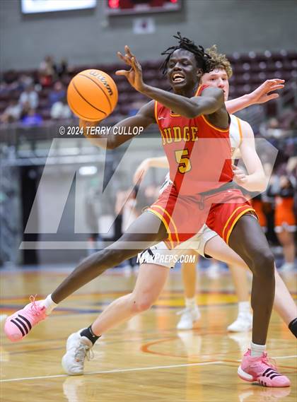 Thumbnail 1 in Judge Memorial Catholic vs. Ogden (UHSAA 3A Semifinal) photogallery.