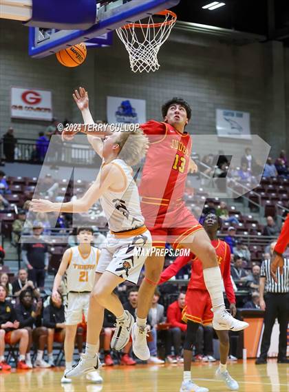 Thumbnail 1 in Judge Memorial Catholic vs. Ogden (UHSAA 3A Semifinal) photogallery.