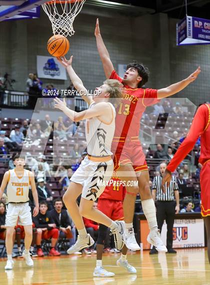 Thumbnail 3 in Judge Memorial Catholic vs. Ogden (UHSAA 3A Semifinal) photogallery.