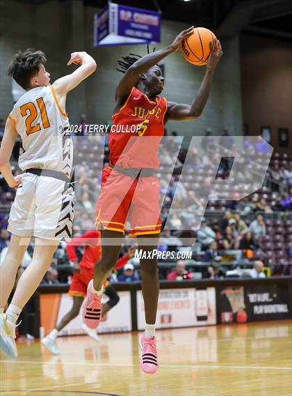 Thumbnail 1 in Judge Memorial Catholic vs. Ogden (UHSAA 3A Semifinal) photogallery.