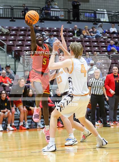 Thumbnail 1 in Judge Memorial Catholic vs. Ogden (UHSAA 3A Semifinal) photogallery.