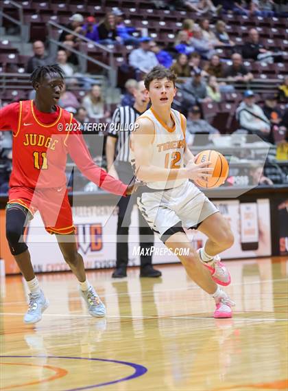 Thumbnail 3 in Judge Memorial Catholic vs. Ogden (UHSAA 3A Semifinal) photogallery.