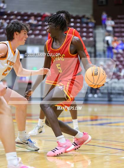 Thumbnail 2 in Judge Memorial Catholic vs. Ogden (UHSAA 3A Semifinal) photogallery.