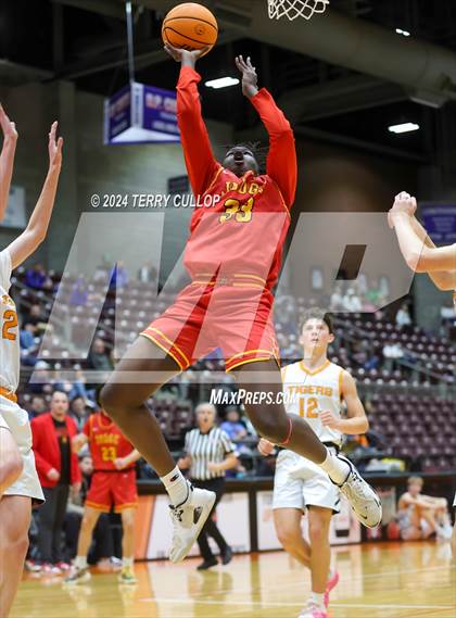 Thumbnail 2 in Judge Memorial Catholic vs. Ogden (UHSAA 3A Semifinal) photogallery.