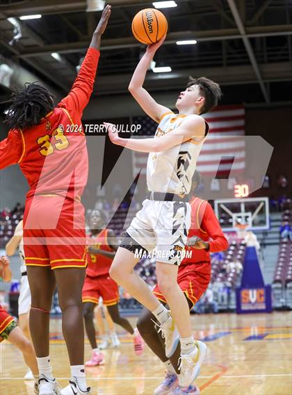 Thumbnail 3 in Judge Memorial Catholic vs. Ogden (UHSAA 3A Semifinal) photogallery.