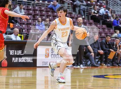 Thumbnail 2 in Judge Memorial Catholic vs. Ogden (UHSAA 3A Semifinal) photogallery.