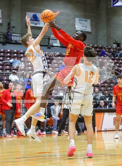 Thumbnail 1 in Judge Memorial Catholic vs. Ogden (UHSAA 3A Semifinal) photogallery.