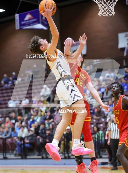Thumbnail 1 in Judge Memorial Catholic vs. Ogden (UHSAA 3A Semifinal) photogallery.