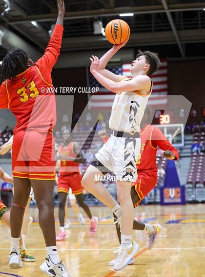 Thumbnail 2 in Judge Memorial Catholic vs. Ogden (UHSAA 3A Semifinal) photogallery.