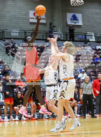 Thumbnail 2 in Judge Memorial Catholic vs. Ogden (UHSAA 3A Semifinal) photogallery.