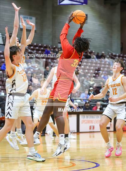 Thumbnail 1 in Judge Memorial Catholic vs. Ogden (UHSAA 3A Semifinal) photogallery.