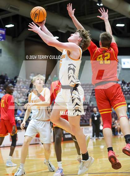 Thumbnail 1 in Judge Memorial Catholic vs. Ogden (UHSAA 3A Semifinal) photogallery.