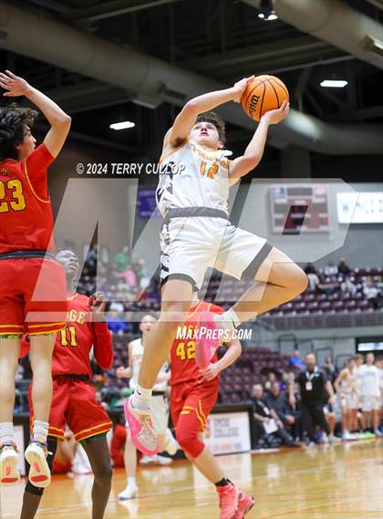 Thumbnail 2 in Judge Memorial Catholic vs. Ogden (UHSAA 3A Semifinal) photogallery.