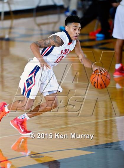 Thumbnail 1 in Atascocita vs Seven Lakes (Insperity Holiday Classic) photogallery.