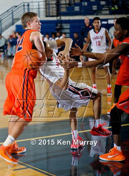 Thumbnail 1 in Atascocita vs Seven Lakes (Insperity Holiday Classic) photogallery.