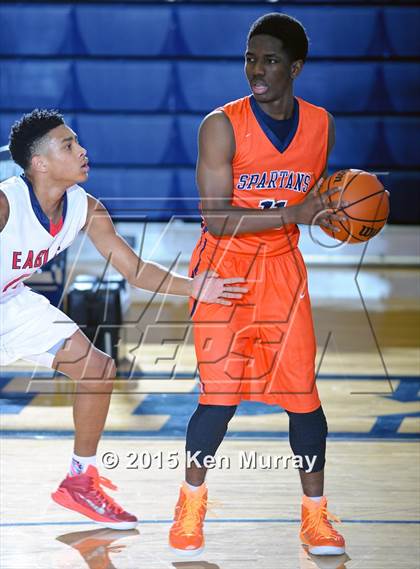 Thumbnail 1 in Atascocita vs Seven Lakes (Insperity Holiday Classic) photogallery.