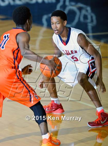 Thumbnail 3 in Atascocita vs Seven Lakes (Insperity Holiday Classic) photogallery.
