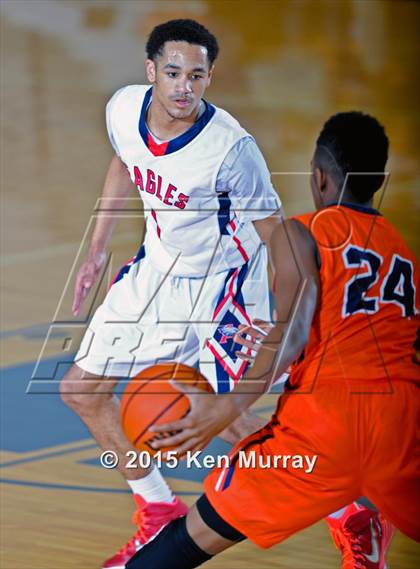 Thumbnail 3 in Atascocita vs Seven Lakes (Insperity Holiday Classic) photogallery.