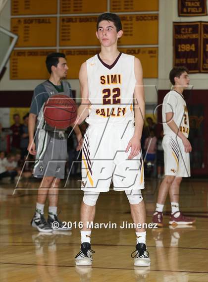 Thumbnail 2 in Royal @ Simi Valley photogallery.