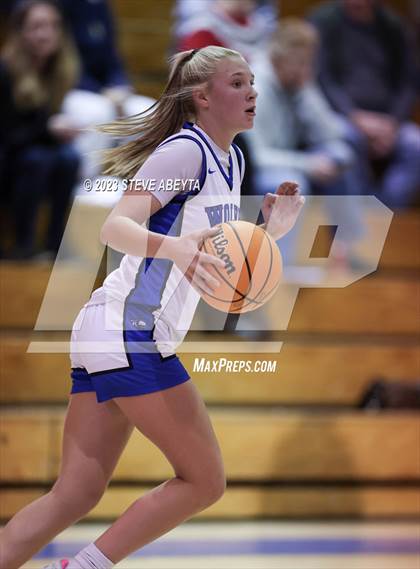 Thumbnail 1 in Douglas County @ Grandview (CHSAA 6A First Round) photogallery.