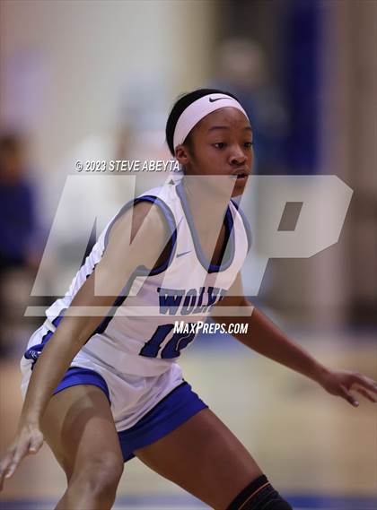 Thumbnail 1 in Douglas County @ Grandview (CHSAA 6A First Round) photogallery.