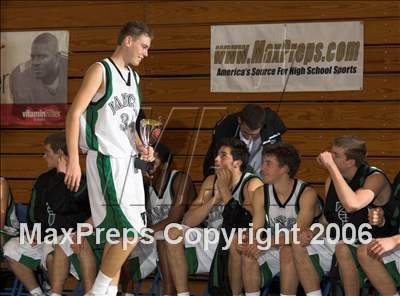 Thumbnail 2 in Otay Ranch vs Thousand Oaks (Torrey Pines Holiday Prep Classic) photogallery.