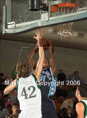 Thumbnail 2 in Otay Ranch vs Thousand Oaks (Torrey Pines Holiday Prep Classic) photogallery.