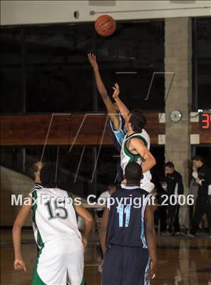 Thumbnail 3 in Otay Ranch vs Thousand Oaks (Torrey Pines Holiday Prep Classic) photogallery.