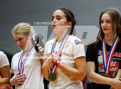 Thumbnail 2 in Randall vs. Hargrave (UIL 4A Semifinal) photogallery.