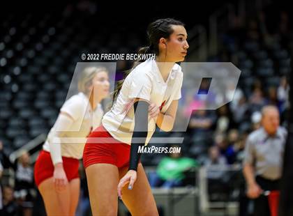 Thumbnail 3 in Randall vs. Hargrave (UIL 4A Semifinal) photogallery.