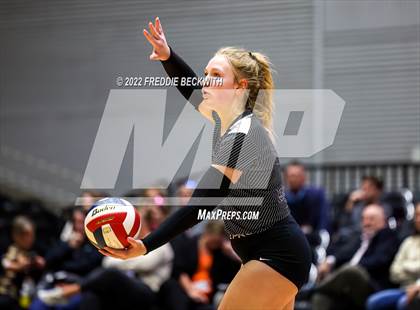 Thumbnail 2 in Randall vs. Hargrave (UIL 4A Semifinal) photogallery.