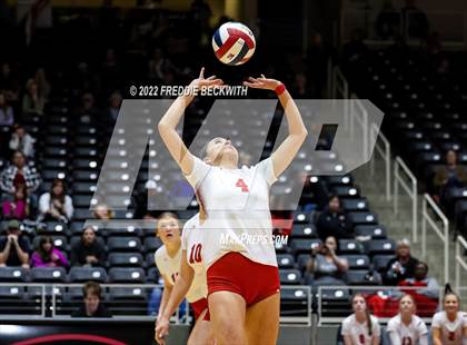 Thumbnail 3 in Randall vs. Hargrave (UIL 4A Semifinal) photogallery.