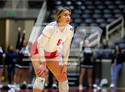 Thumbnail 1 in Randall vs. Hargrave (UIL 4A Semifinal) photogallery.