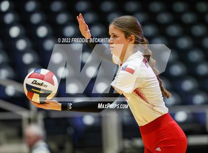 Thumbnail 1 in Randall vs. Hargrave (UIL 4A Semifinal) photogallery.
