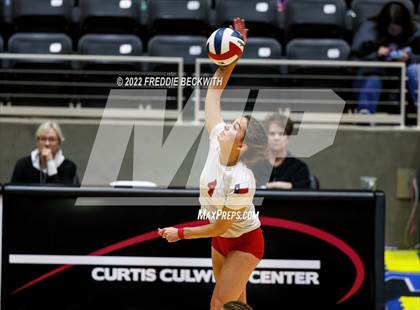 Thumbnail 2 in Randall vs. Hargrave (UIL 4A Semifinal) photogallery.