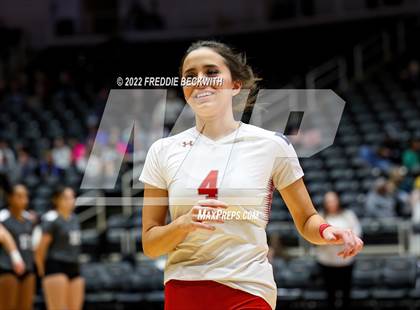 Thumbnail 1 in Randall vs. Hargrave (UIL 4A Semifinal) photogallery.