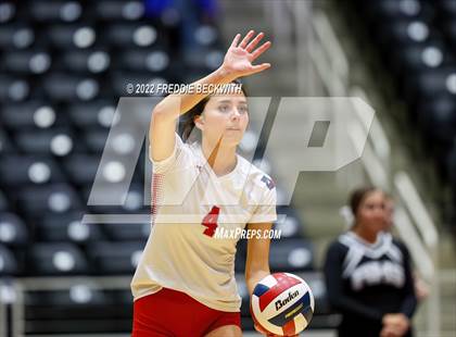 Thumbnail 1 in Randall vs. Hargrave (UIL 4A Semifinal) photogallery.
