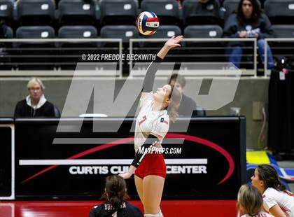 Thumbnail 1 in Randall vs. Hargrave (UIL 4A Semifinal) photogallery.