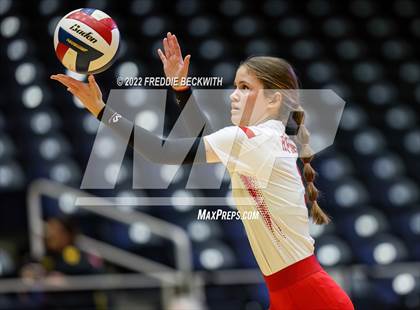 Thumbnail 2 in Randall vs. Hargrave (UIL 4A Semifinal) photogallery.